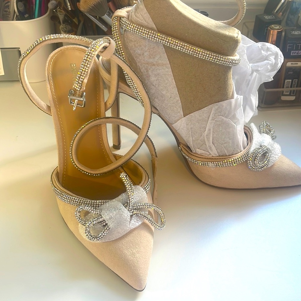Express nude bling bow heels